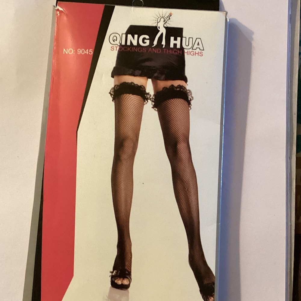 Qing Hua Black Fishnet Stockings